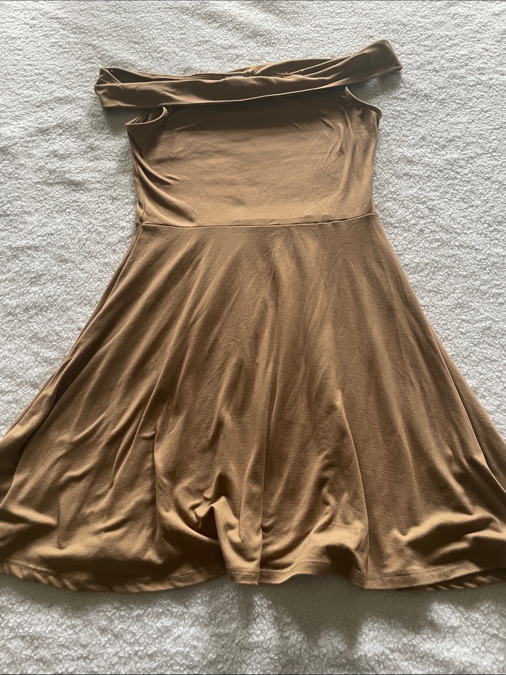 Sadie & Sage One-Shoulder A-Line Dress in Camel